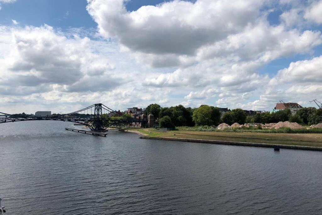 Wilhelms Havenkoje - Gemuetliches Innenstadtappartment Wilhelmshaven Dış mekan fotoğraf